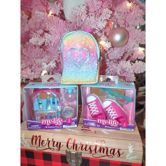 My life 18-in doll playsets makeup playset, accessories and glitter backpack - Picture 1 of 7